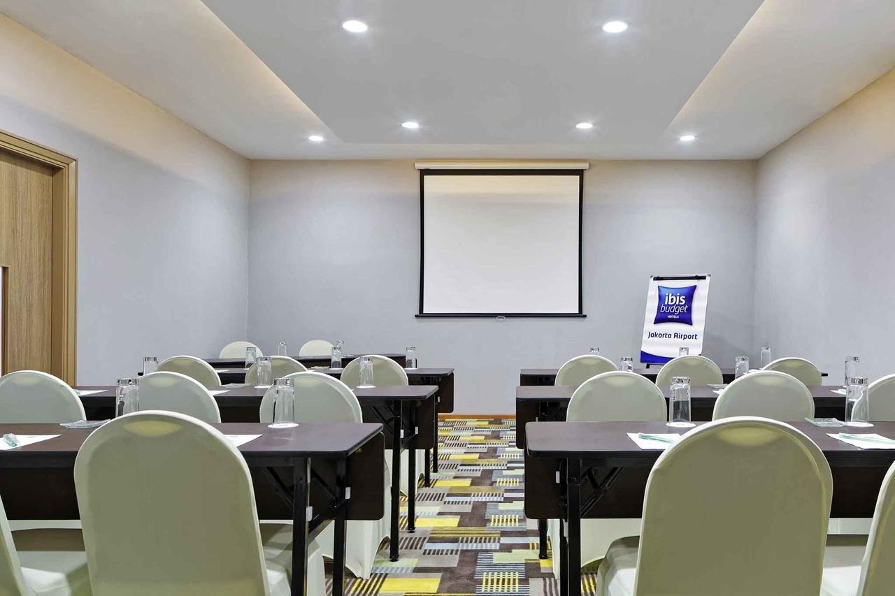 Ibis Budget Jakarta Airport Tangerang Exteriör bild