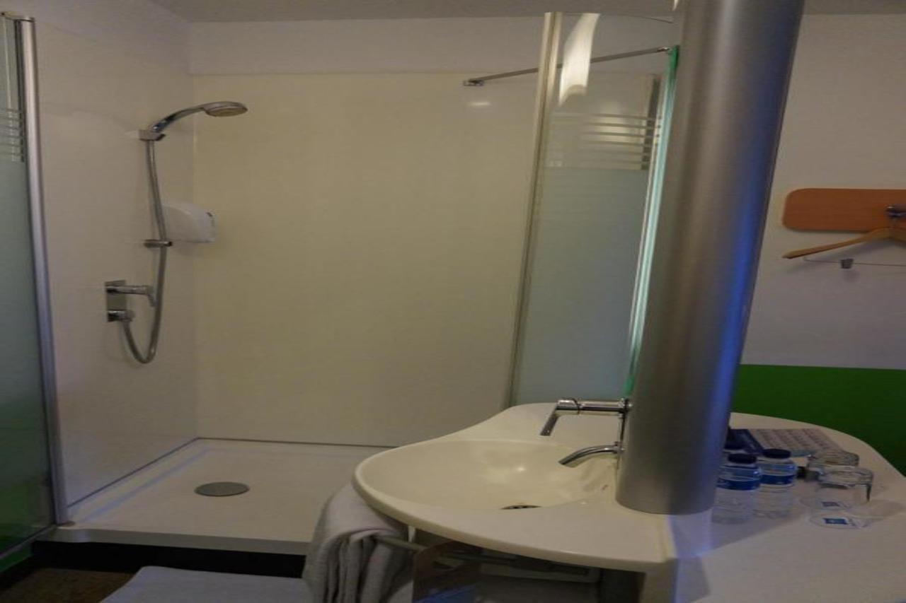Ibis Budget Jakarta Airport Tangerang Exteriör bild