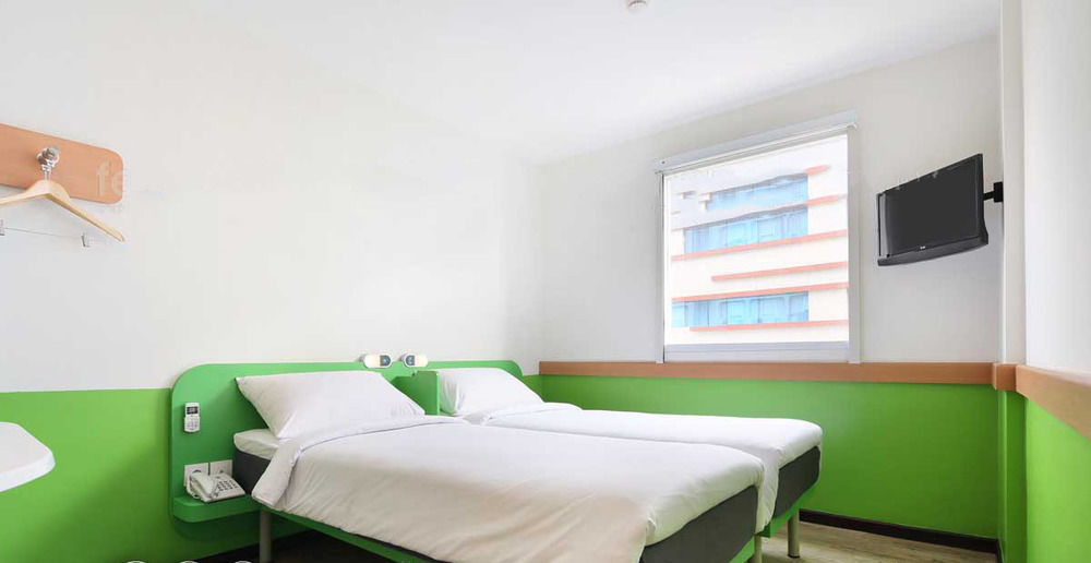 Ibis Budget Jakarta Airport Tangerang Exteriör bild