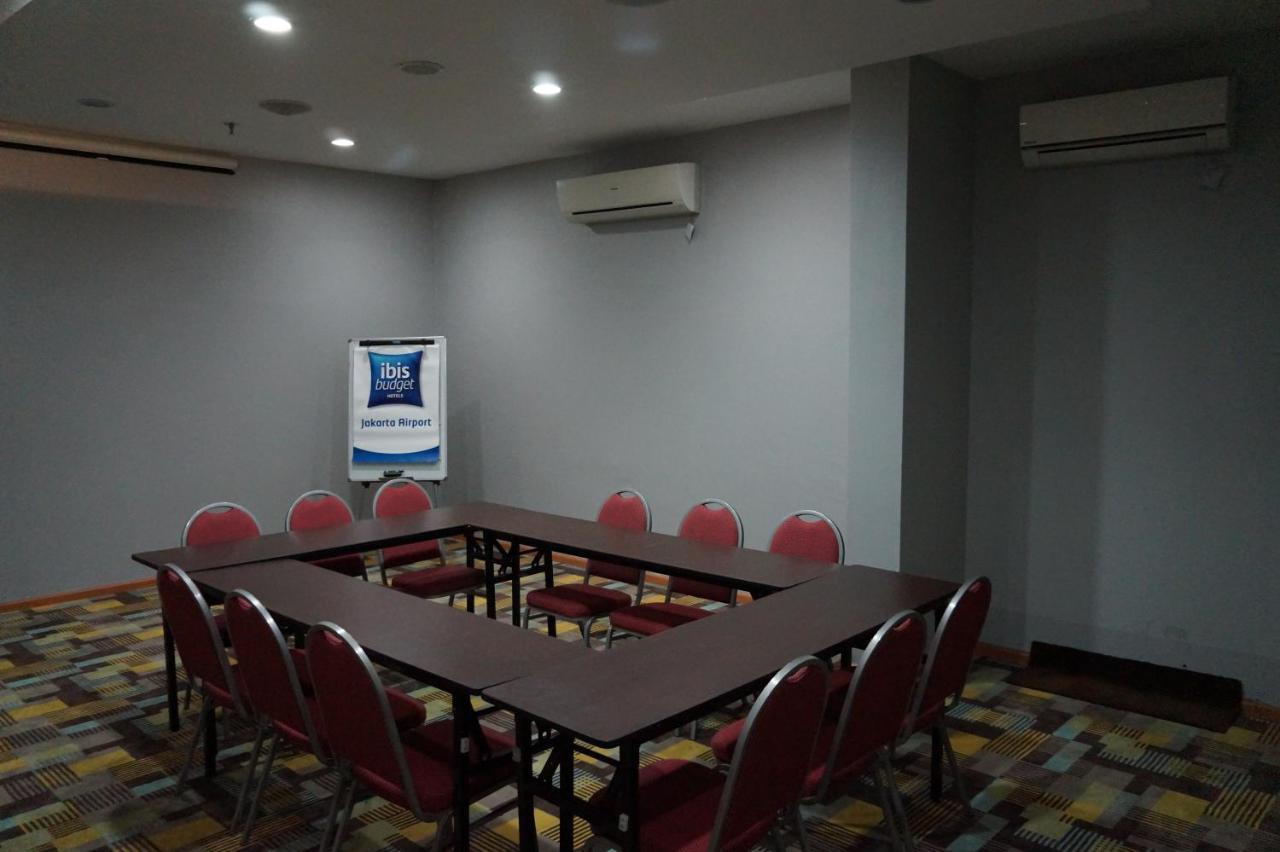 Ibis Budget Jakarta Airport Tangerang Exteriör bild